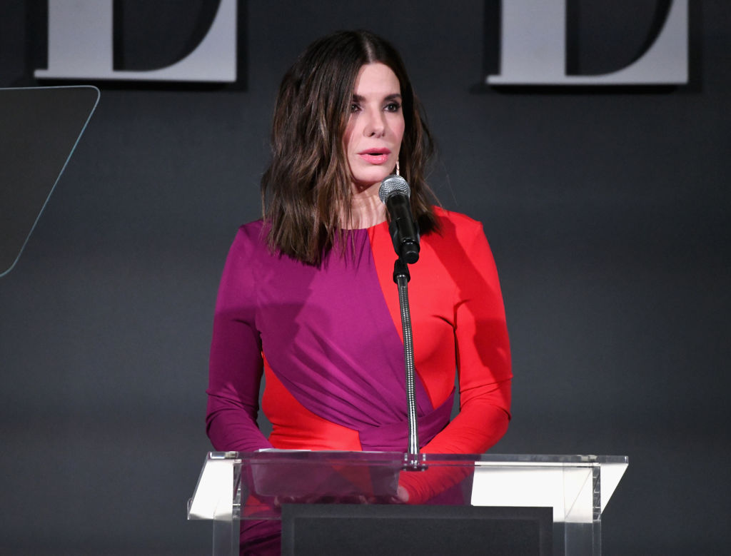 LOS ANGELES, CA - OCTOBER 15:  Sandra Bullock speaks onstage during ELLE&#039;s 25th Annual Women In Hollywood Celebration presented by L&#039;Oreal Paris, Hearts On Fire and CALVIN KLEIN at Four Seasons Hotel Los Angeles at Beverly Hills on October 15, 2018 in Los Angeles, California.  (Photo by Michael Kovac/Getty Images for ELLE Magazine)