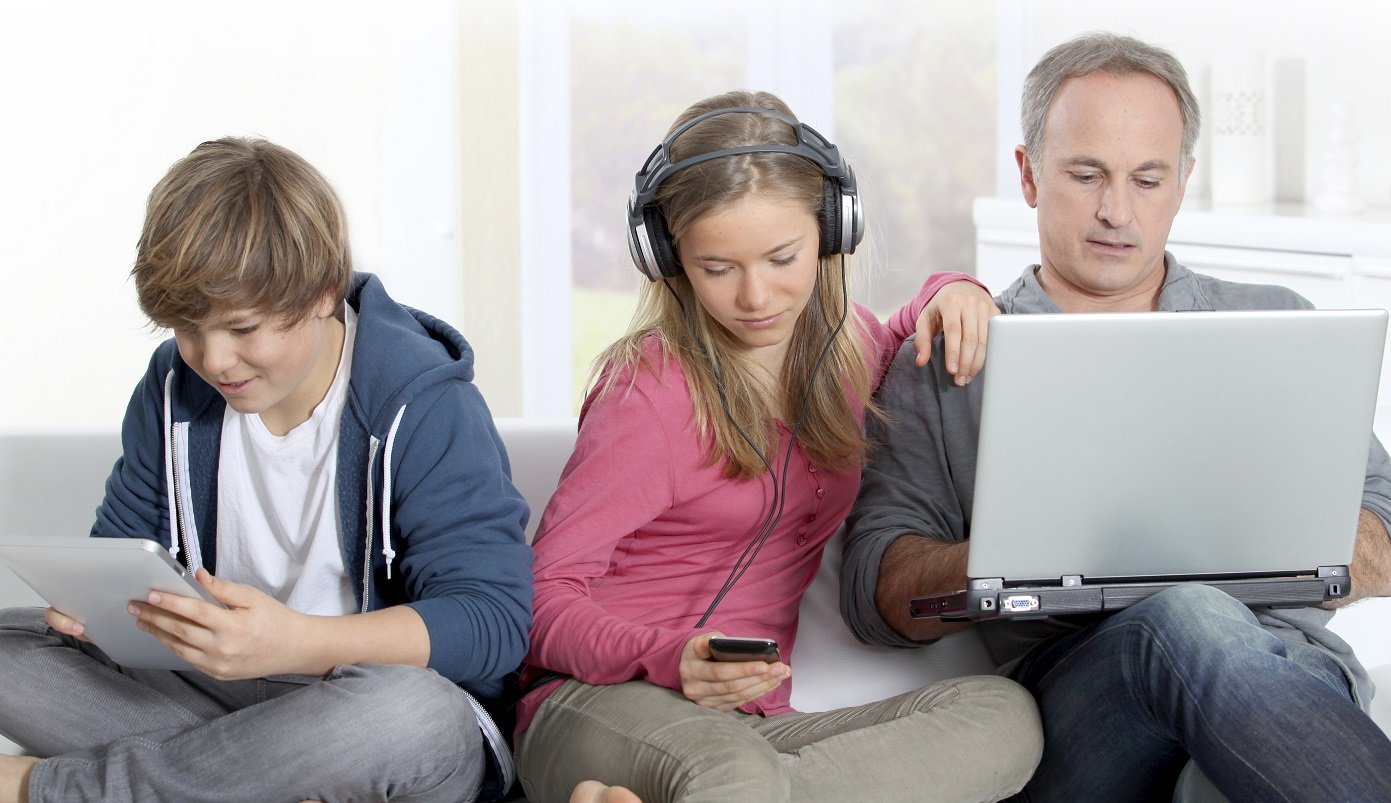 What is the Difference between parenting and digital parenting ?