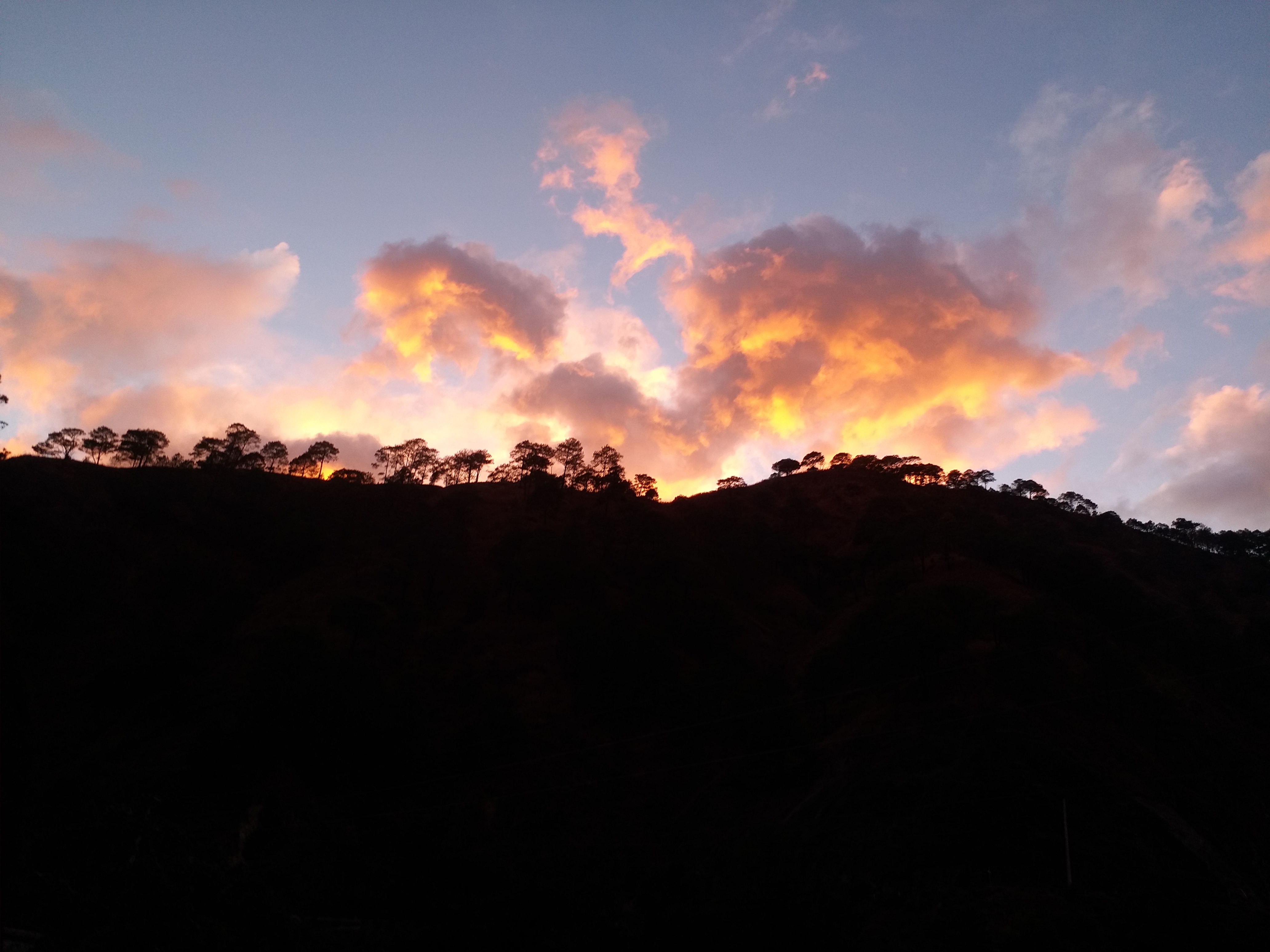 Mountain Range During Sunset | Diet Immarie Salazar