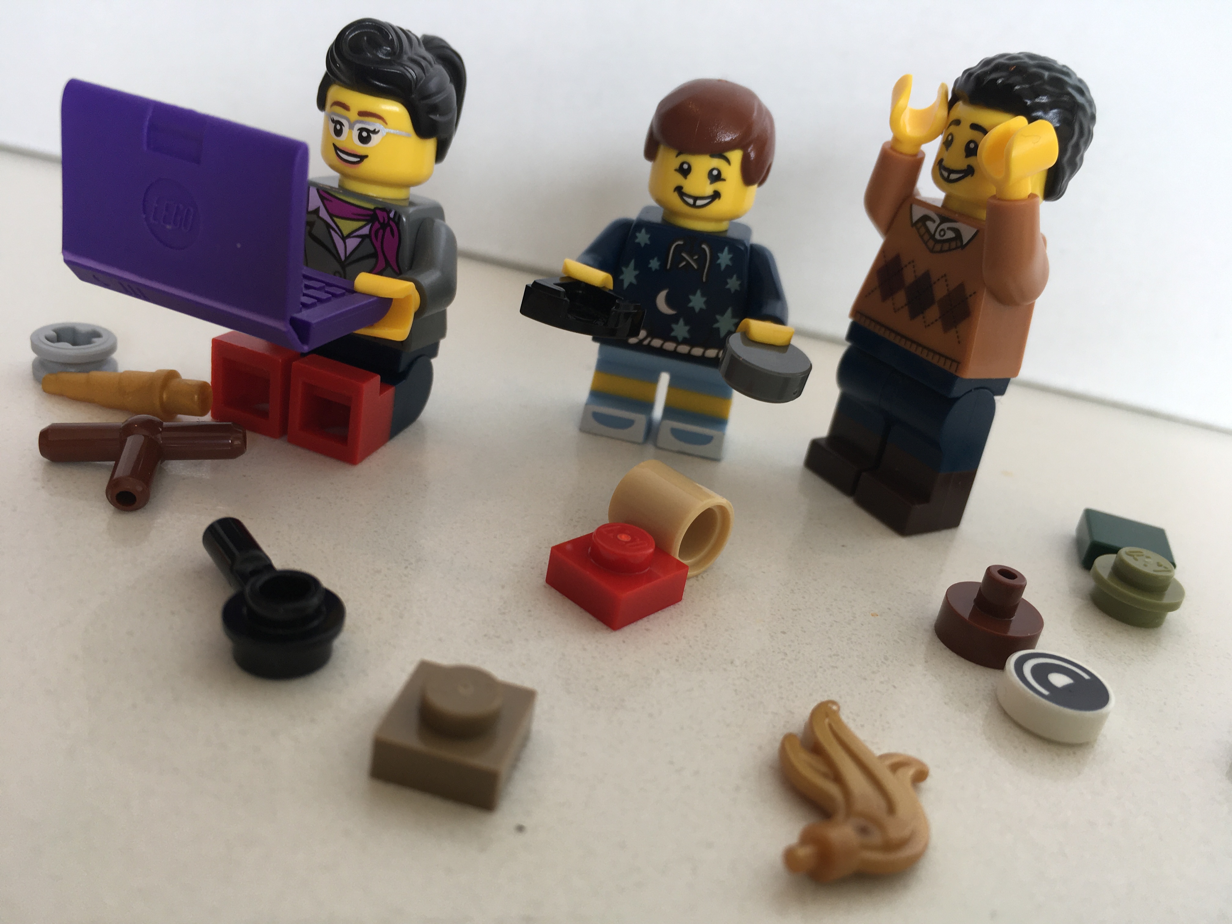 A depiction of semi-productive and frustrated parents in LEGO