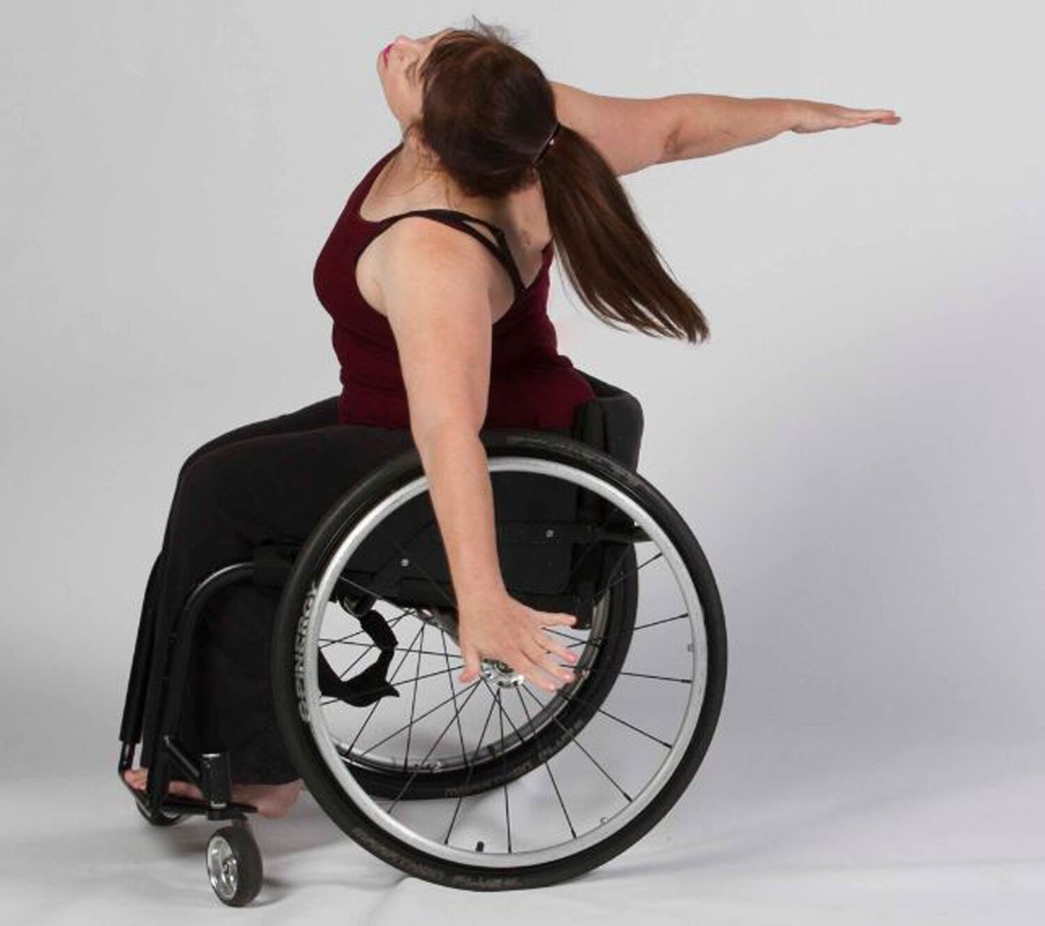 Professional physically integrated dancer and chair user Lindy “Oji” Dannelley dances in her chair.