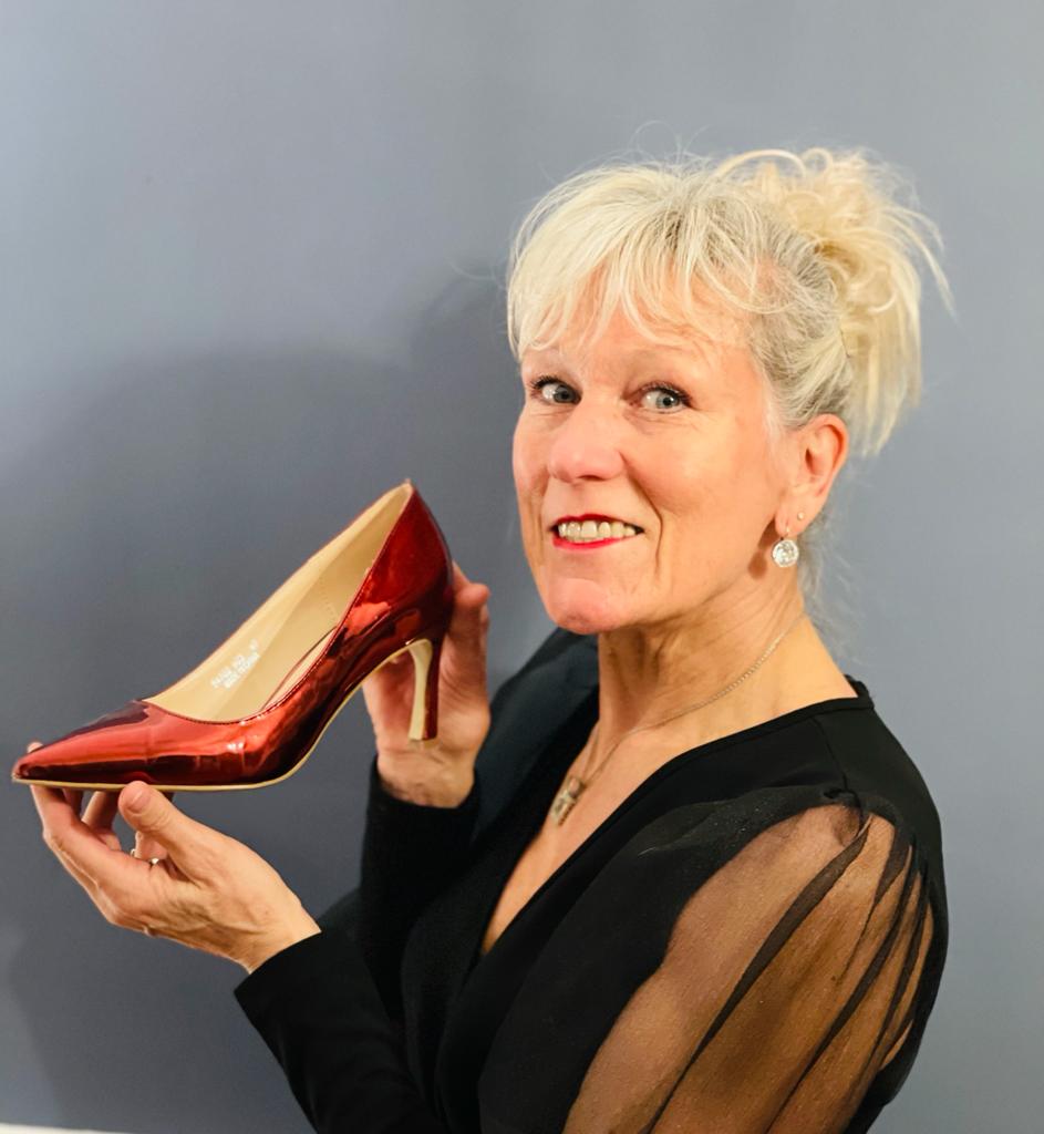 Julie Kent Giving is Like a Shoe